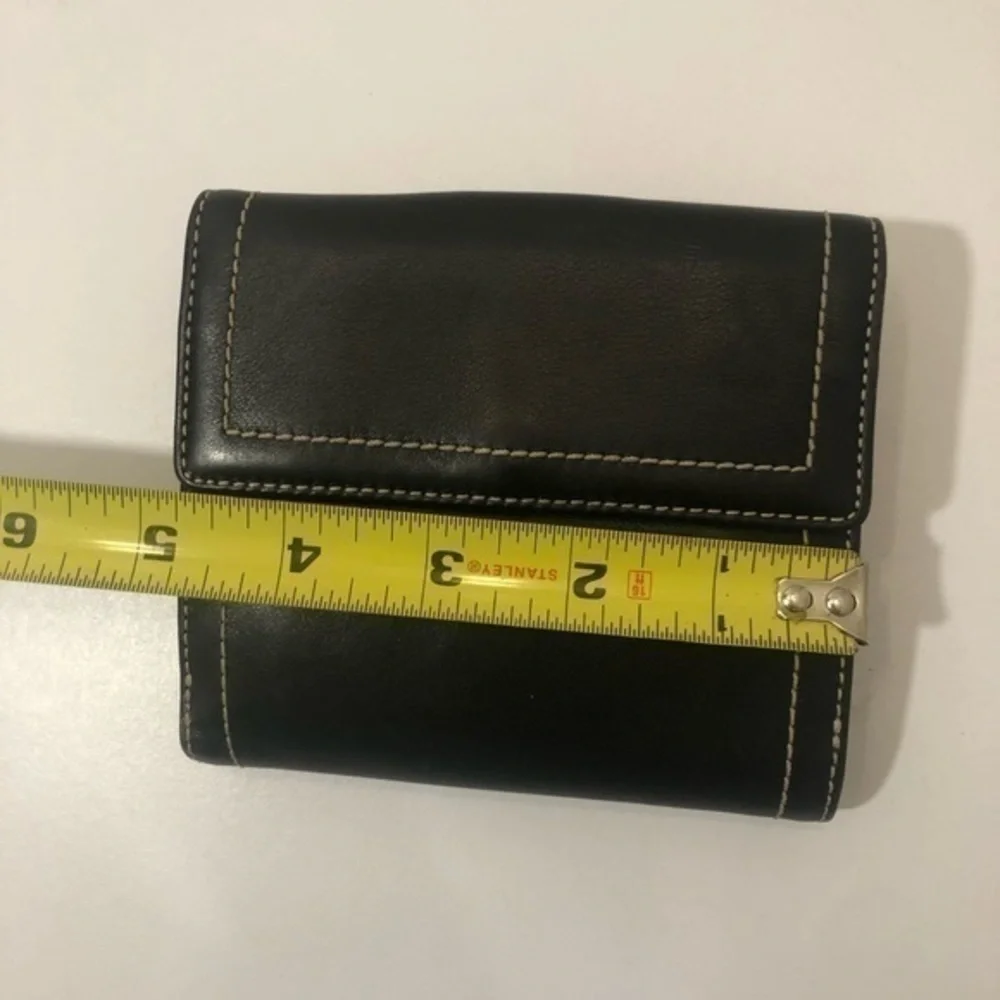 Coach black leather buckle soho wallet - Picture 2 of 8